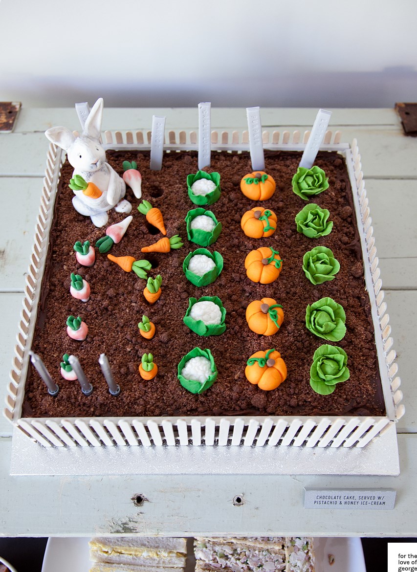 Rabbit Vegetable Garden Cake-1833