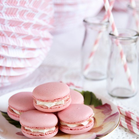 Pink macarons on For the Love of George